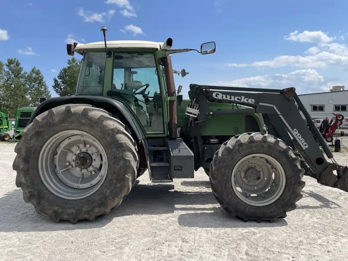 Gallery image 1 for 2001 Fendt 714 VARIO Tractor