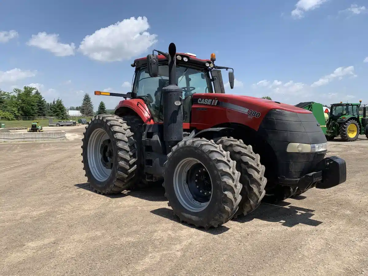 Gallery image 2 for 2015 Case IH MAGNUM 380 Tractor