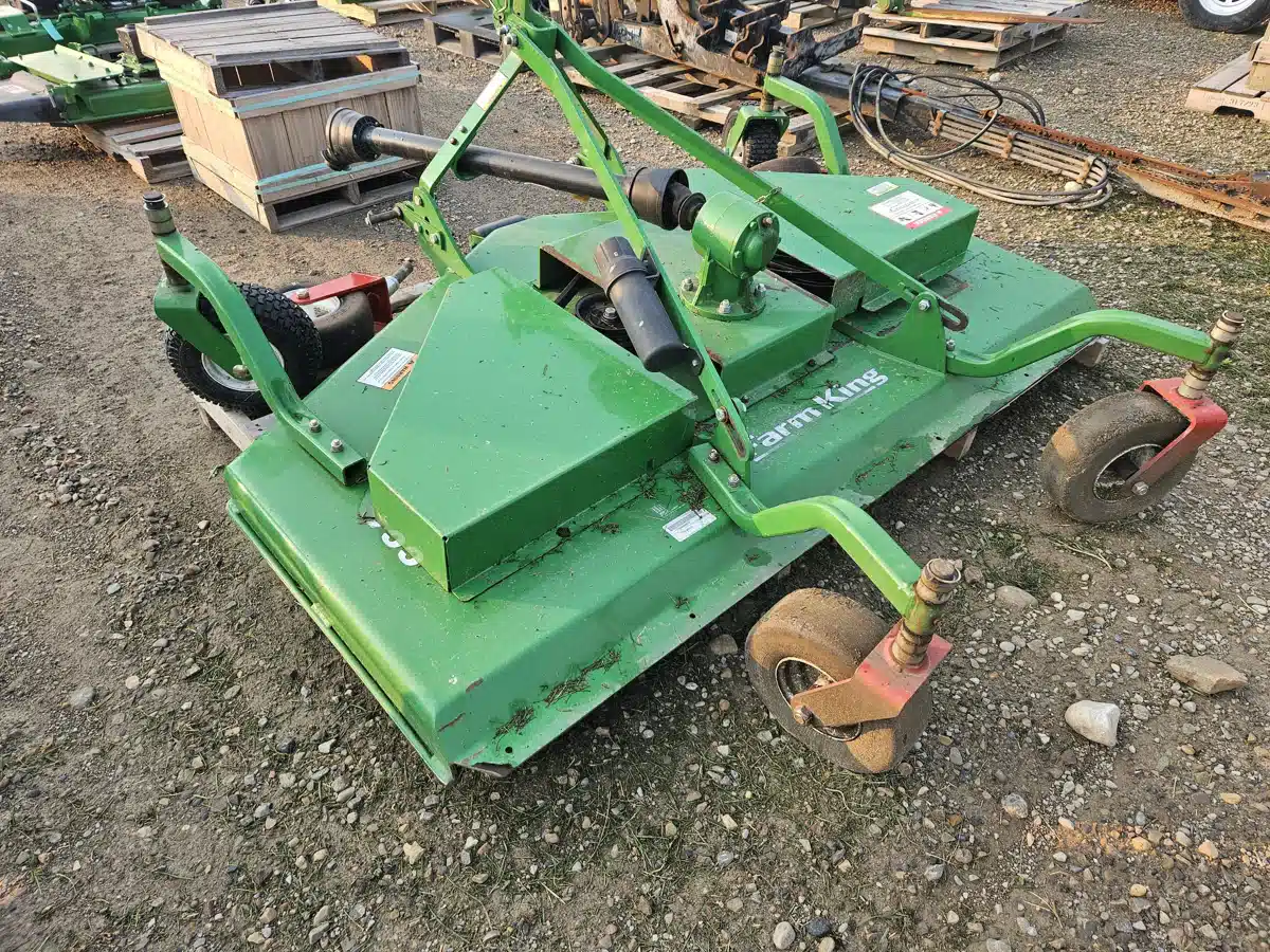 Gallery image 1 for 2019 Buhler Farm King Y755G Mower - Finishing