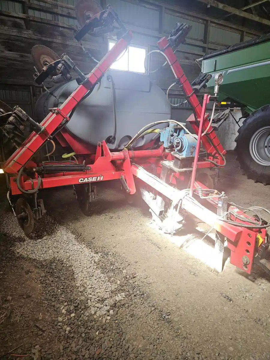 Gallery image 2 for 2010 Case IH 2800 Anhydrous Applicator