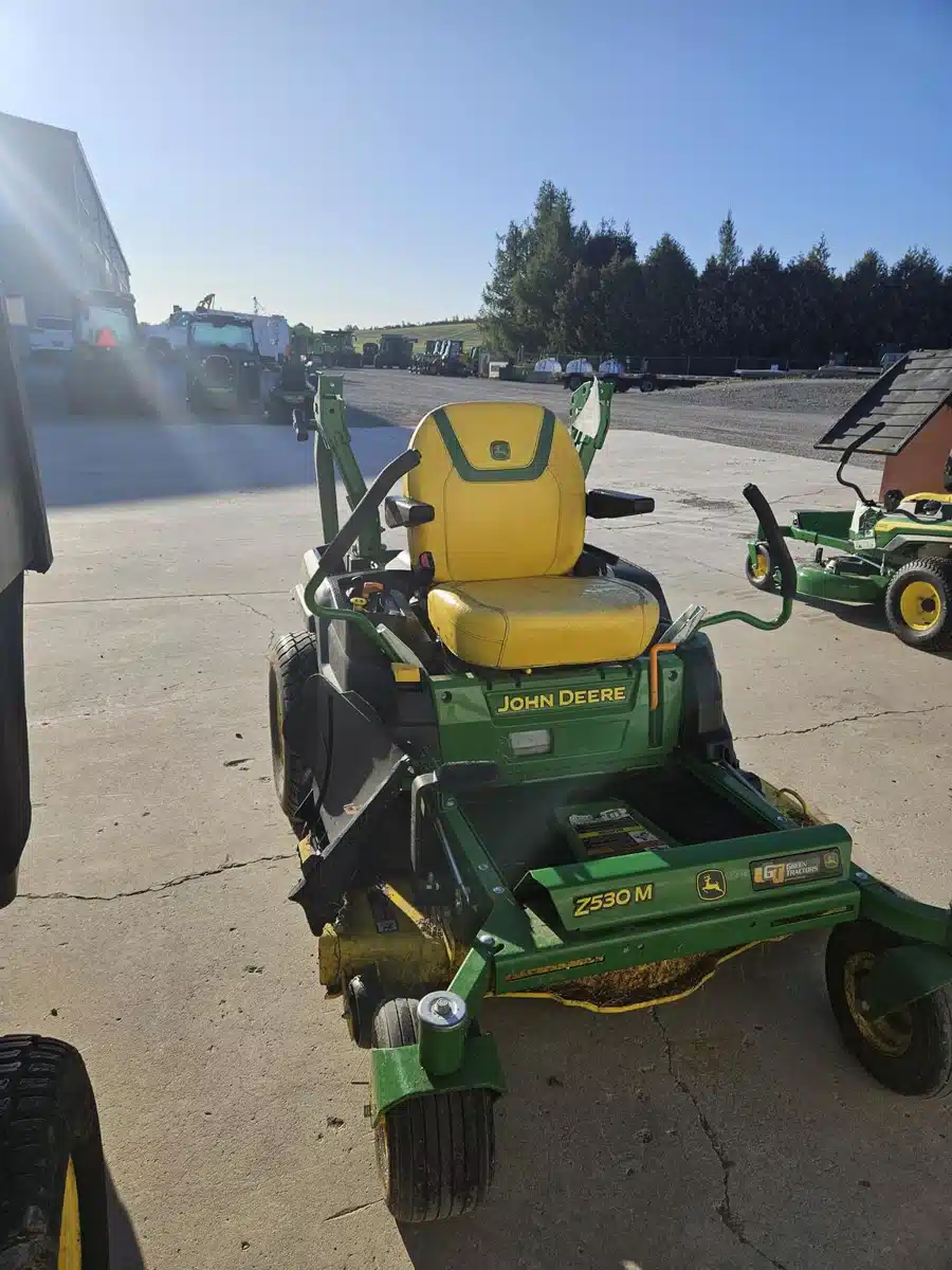 Gallery image 1 for 2022 John Deere Z530M Mower - Zero Turn