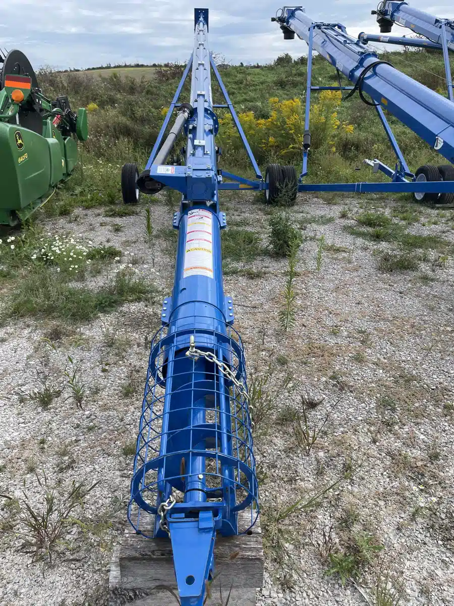 Gallery image 2 for 2024 Brandt 1037 Grain Auger