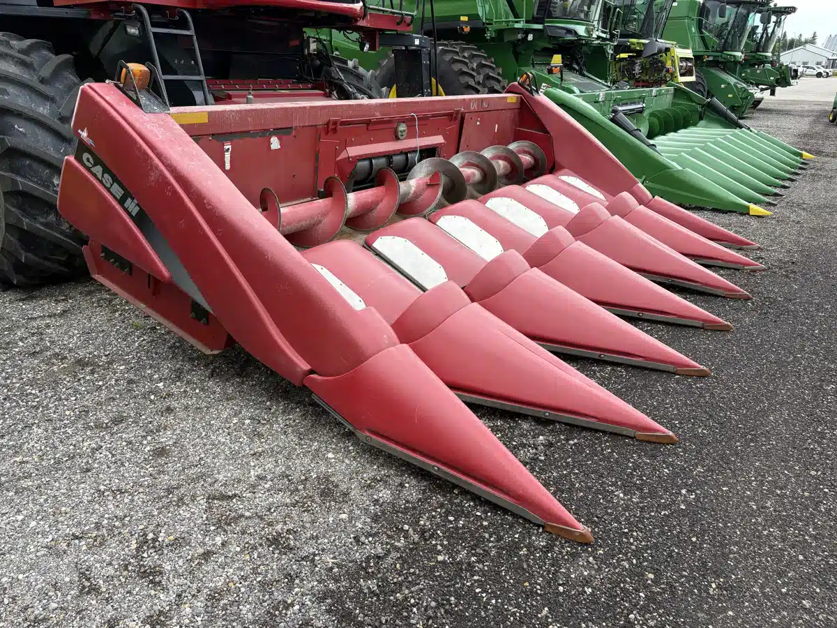 Gallery image 2 for 2005 Case IH 2206 Header - Row Crop