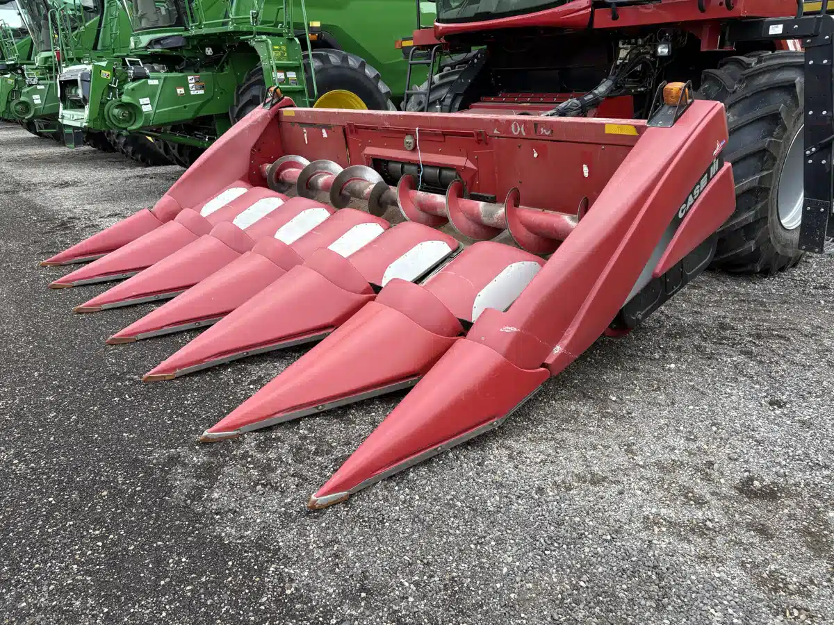 Gallery image 1 for 2005 Case IH 2206 Header - Row Crop