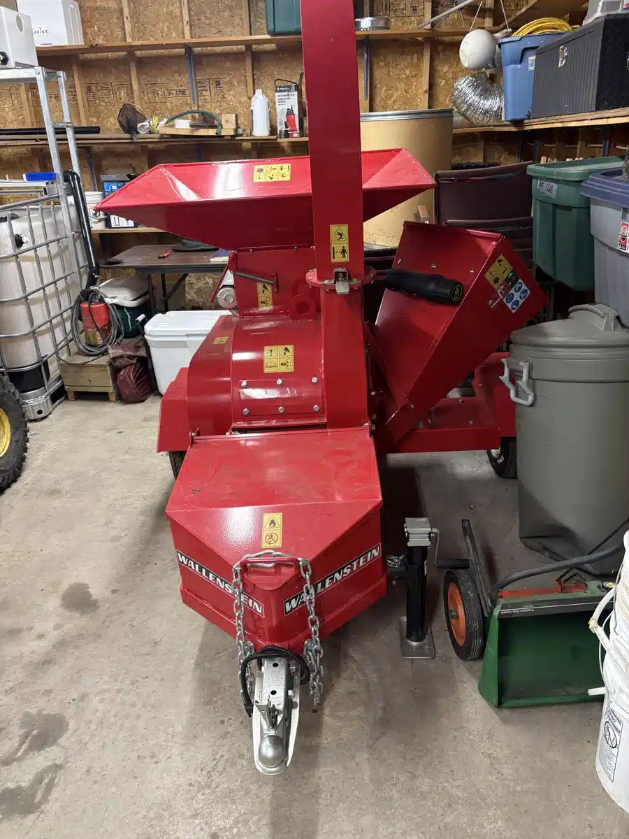 Photo de la Galerie 2 pour 2019 Wallenstein BXMT4224 Déchiqueteuse à bois