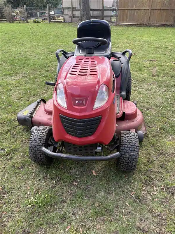 Photo de la Galerie 2 pour Toro SL500 Tracteur à pelouse