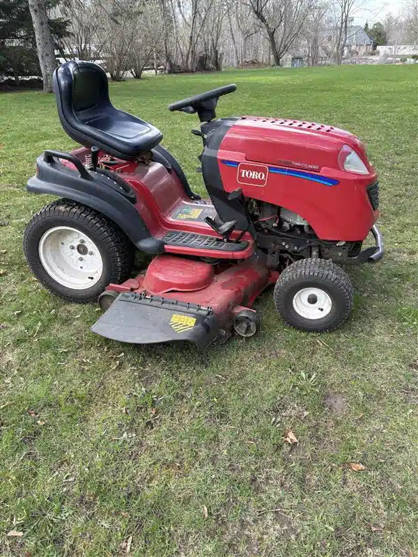 Photo de la Galerie 1 pour Toro SL500 Tracteur à pelouse
