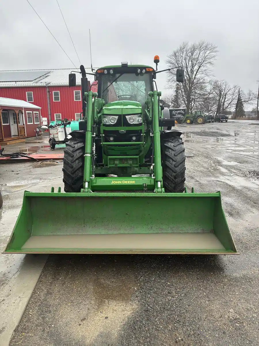 Gallery image 2 for 2019 John Deere 6155M Tractor