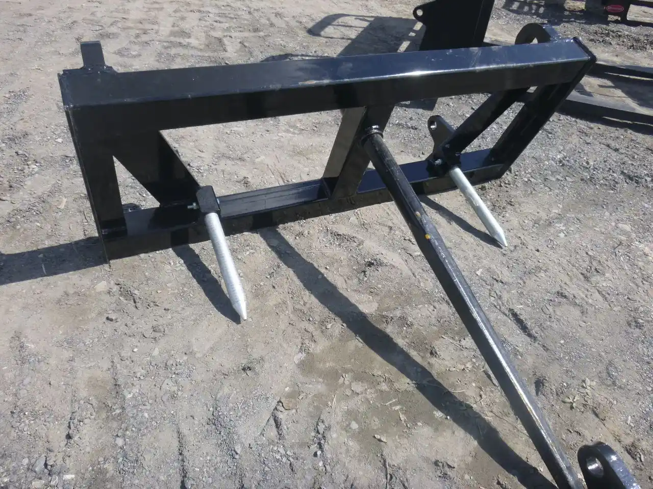 Gallery image 2 for Used 2022 Walco PIC À BALLE Bale Spear