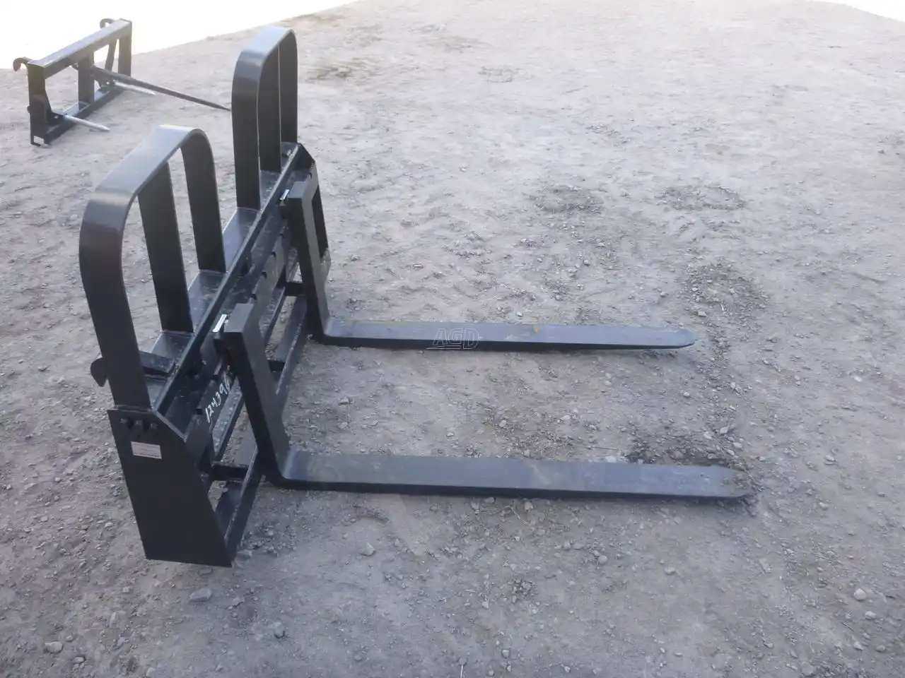 Gallery image 1 for Used 2022 Walco Fourche a Pallette Pallet Fork