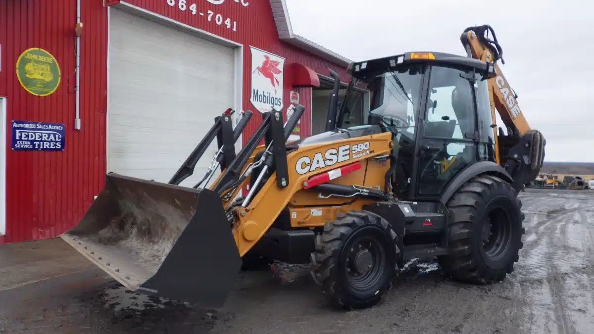 Gallery image 2 for Used 2021 Case 580SNWT Backhoe Loader