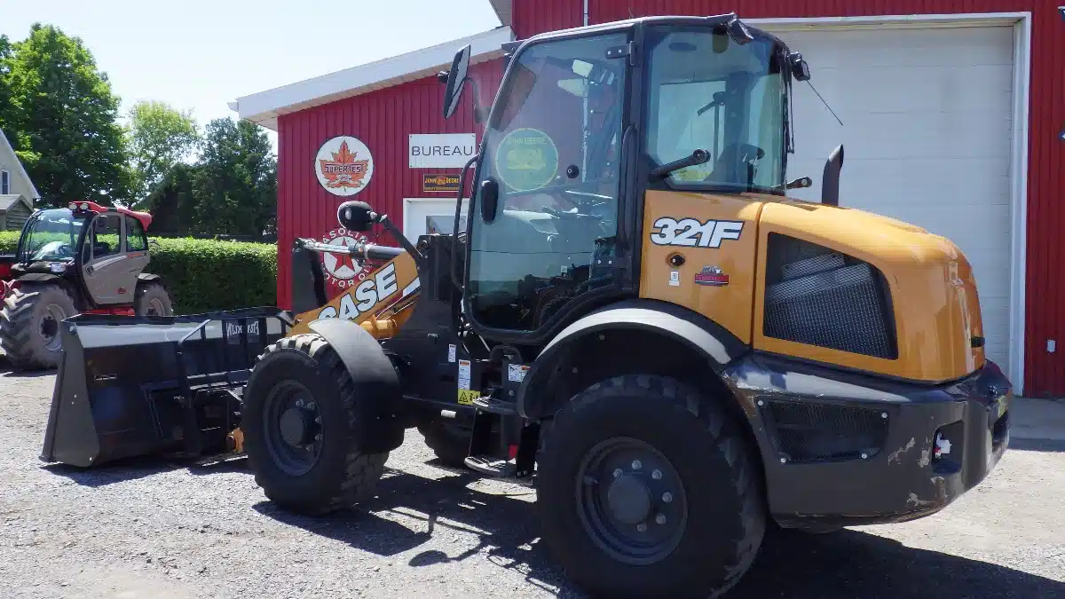 Gallery image 2 for Used 2022 Case 321F Wheel Loader