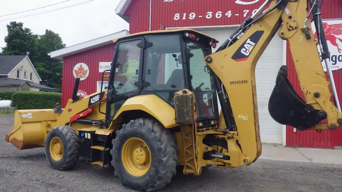 Gallery image 2 for Used 2020 Caterpillar 420F Backhoe Loader