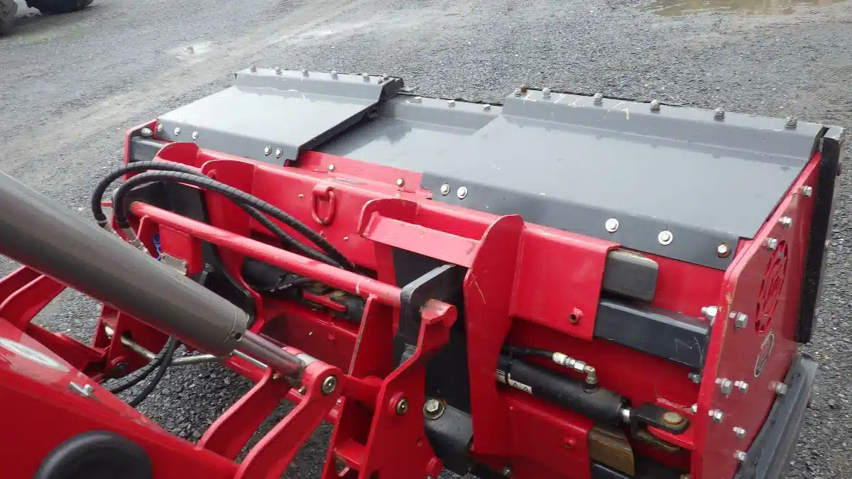 Gallery image 2 for Used 2020 JR 6x10 Snow Blade