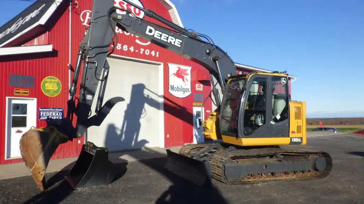 Gallery image 1 for Used 2019 DEERE 135G Excavator