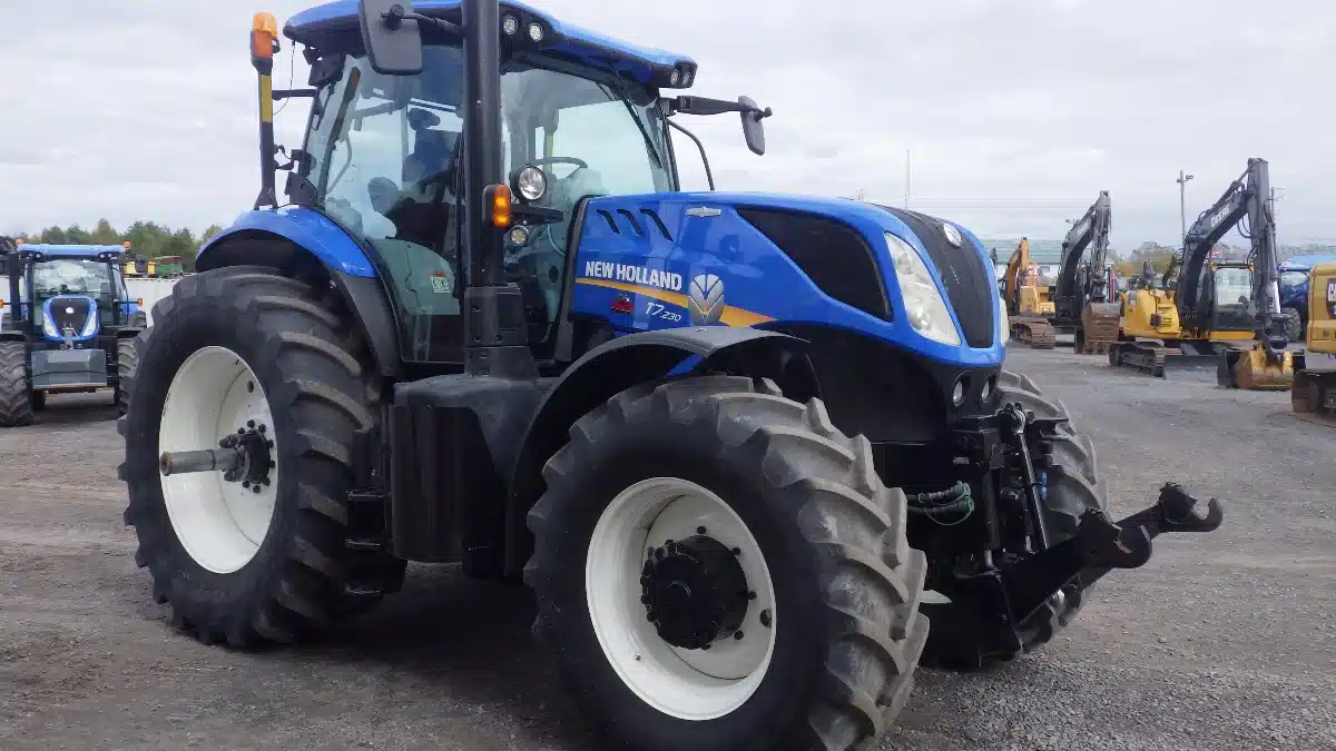 Gallery image 2 for 2018 New Holland T7.230 AUTO COMMAND Tractor