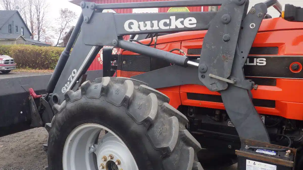 Gallery image 2 for Used 1995 Agco 8630 Tractor