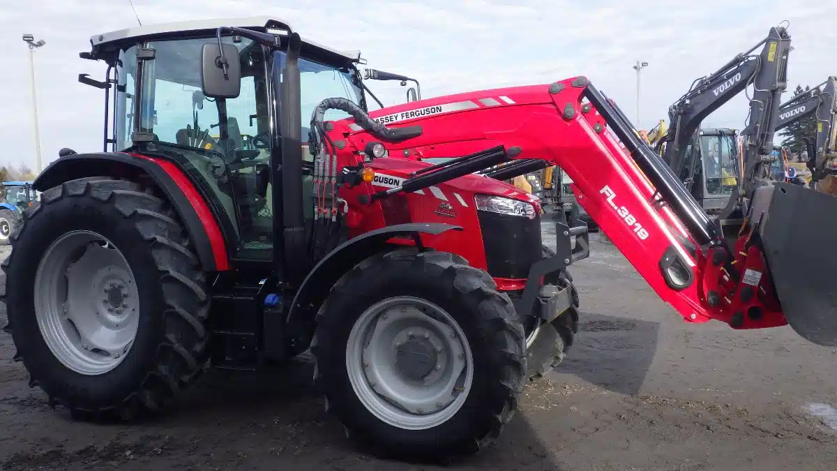 Gallery image 2 for Used 2022 Massey Ferguson 5710 Tractor