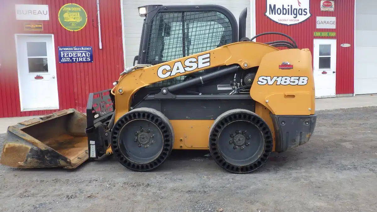 Used 2022 Case SV185B Skid Steer
