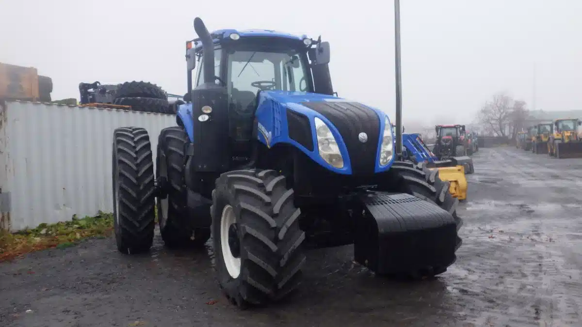 Gallery image 2 for Used 2019 New Holland T8.410 Tractor