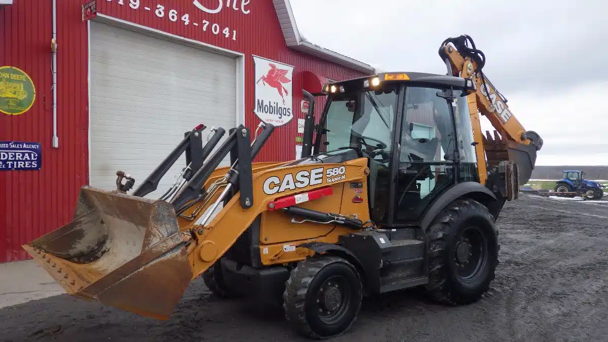 Gallery image 2 for 2022 Case 580SN Backhoe Loader