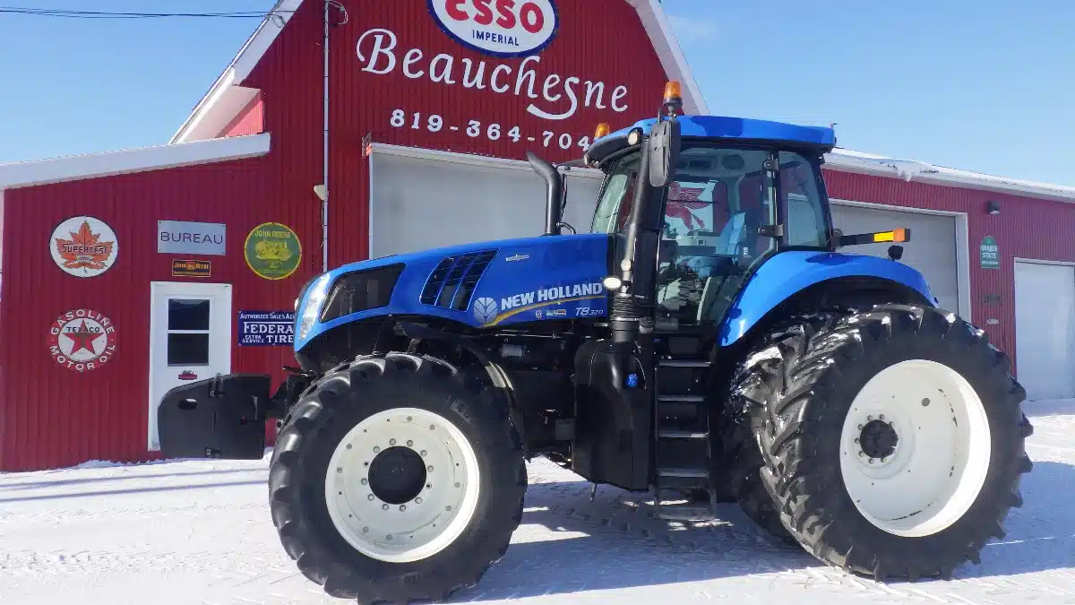 Used 2016 New Holland T8.320 Tractor
