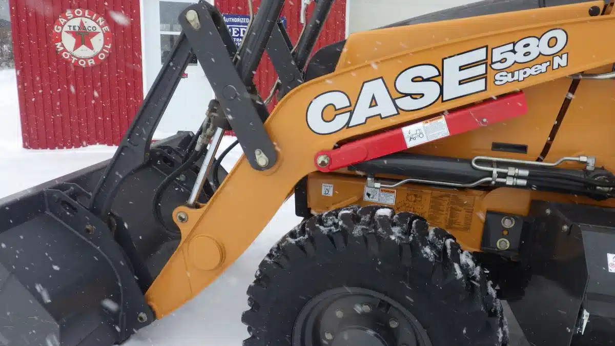 Gallery image 2 for Used 2022 Case 580SN Backhoe Loader