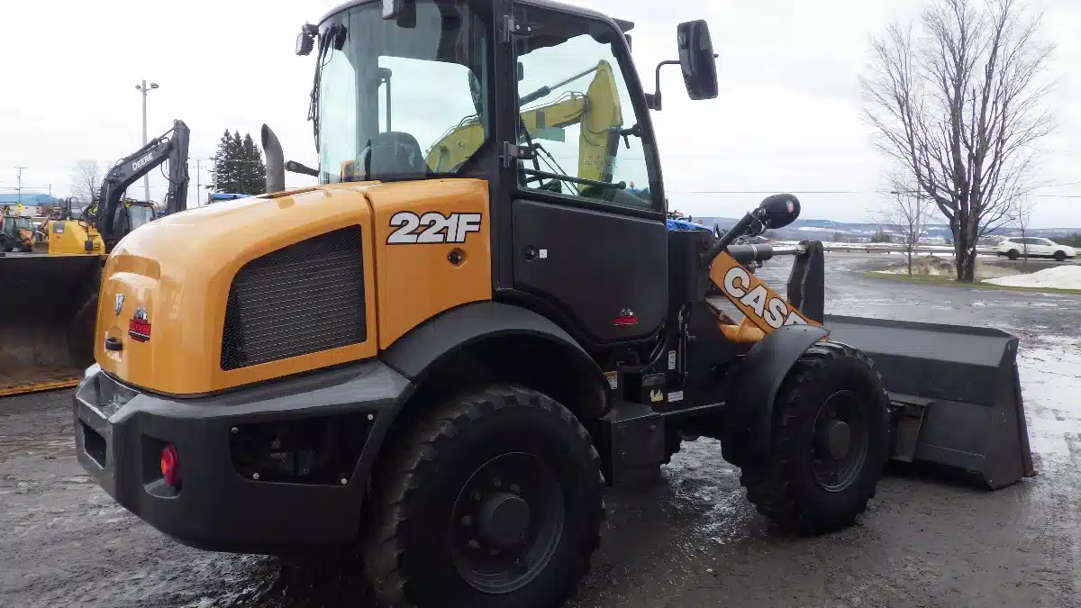 Gallery image 2 for Used 2023 Case 221F Wheel Loader