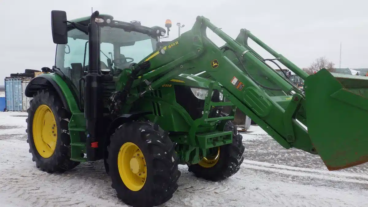 Gallery image 2 for Used 2021 John Deere 6120R Tractor