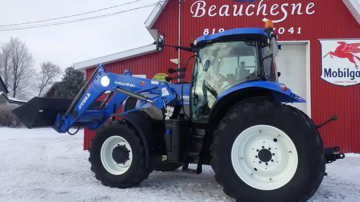 Gallery image 2 for Used 2014 New Holland T7.175 Tractor