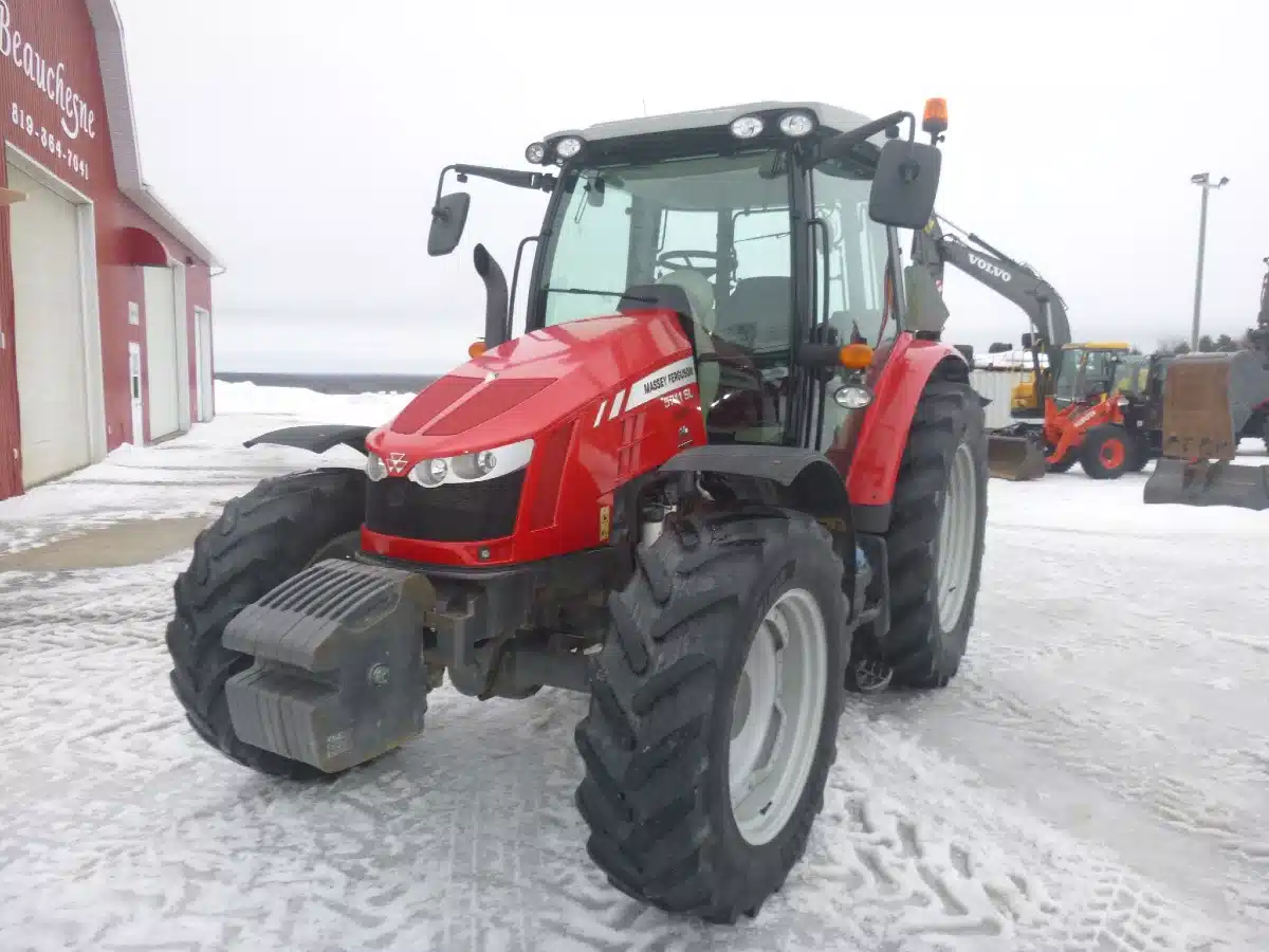 Gallery image 2 for 2018 Massey Ferguson 5711SL Tractor