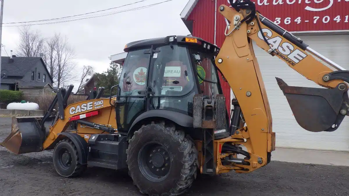 Photo de la Galerie 2 pour 2022 Case 580 SUPER N Rétrocaveuse