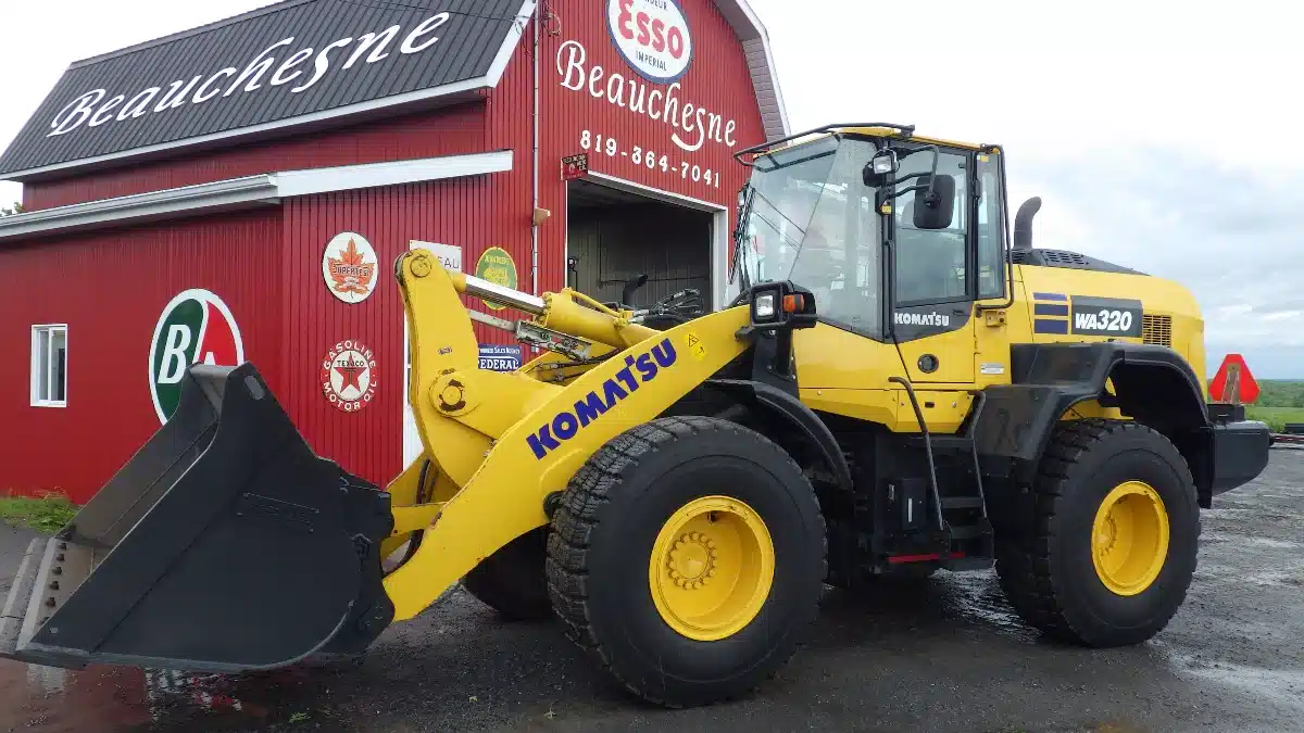 Photo de la Galerie 2 pour 2023 Komatsu WA320-8 Chargeur sur roues