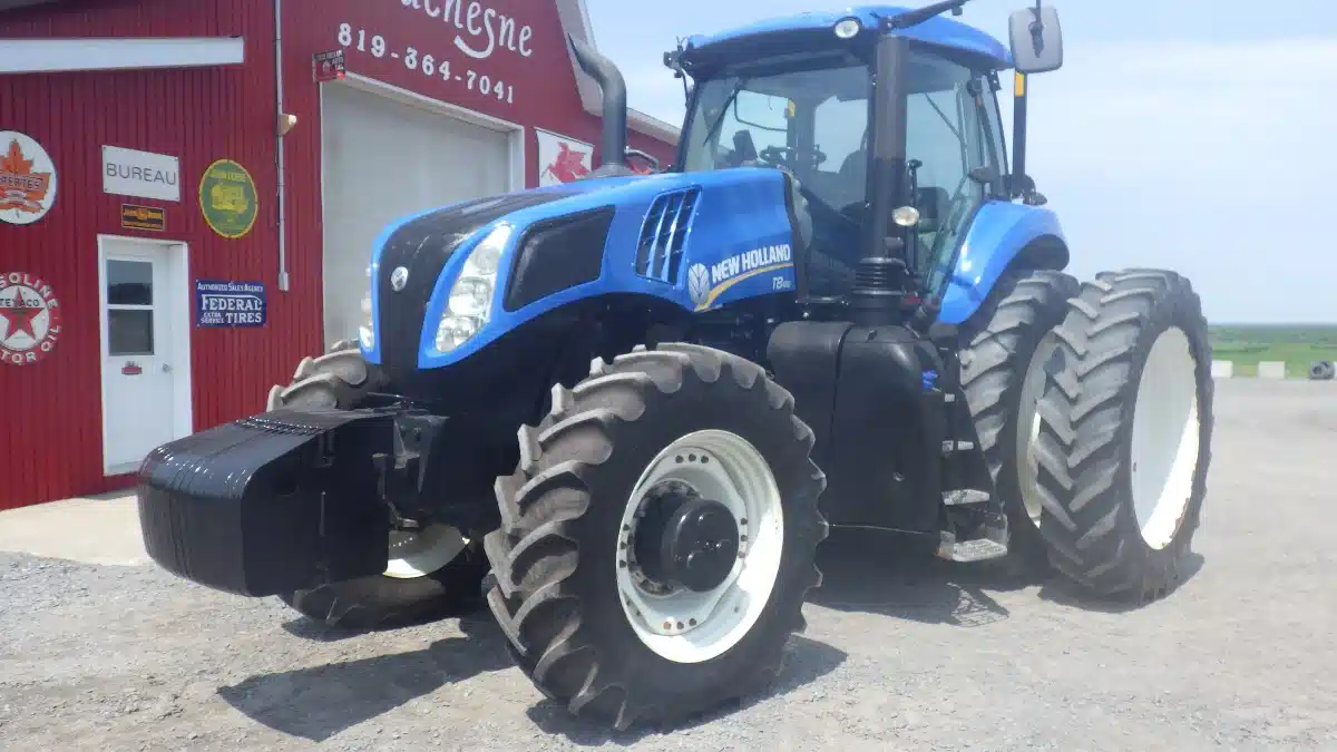 Gallery image 2 for 2016 New Holland T8.410 Tractor