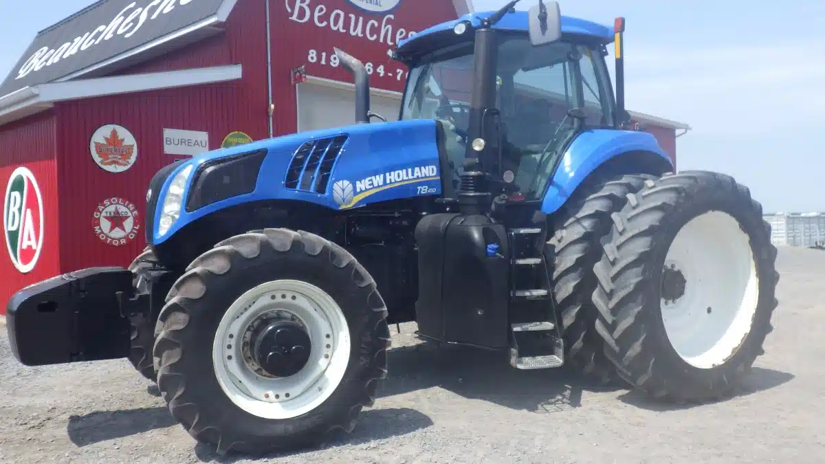 Gallery image 1 for 2016 New Holland T8.410 Tractor