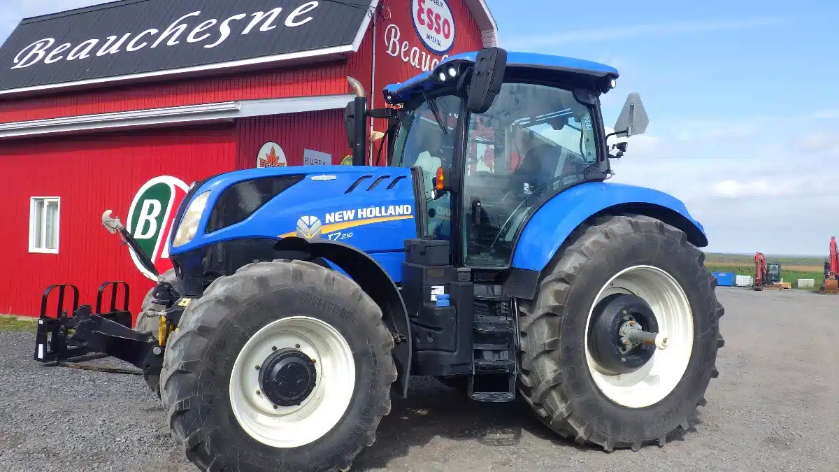 Gallery image 1 for 2021 New Holland T7.210 Tractor