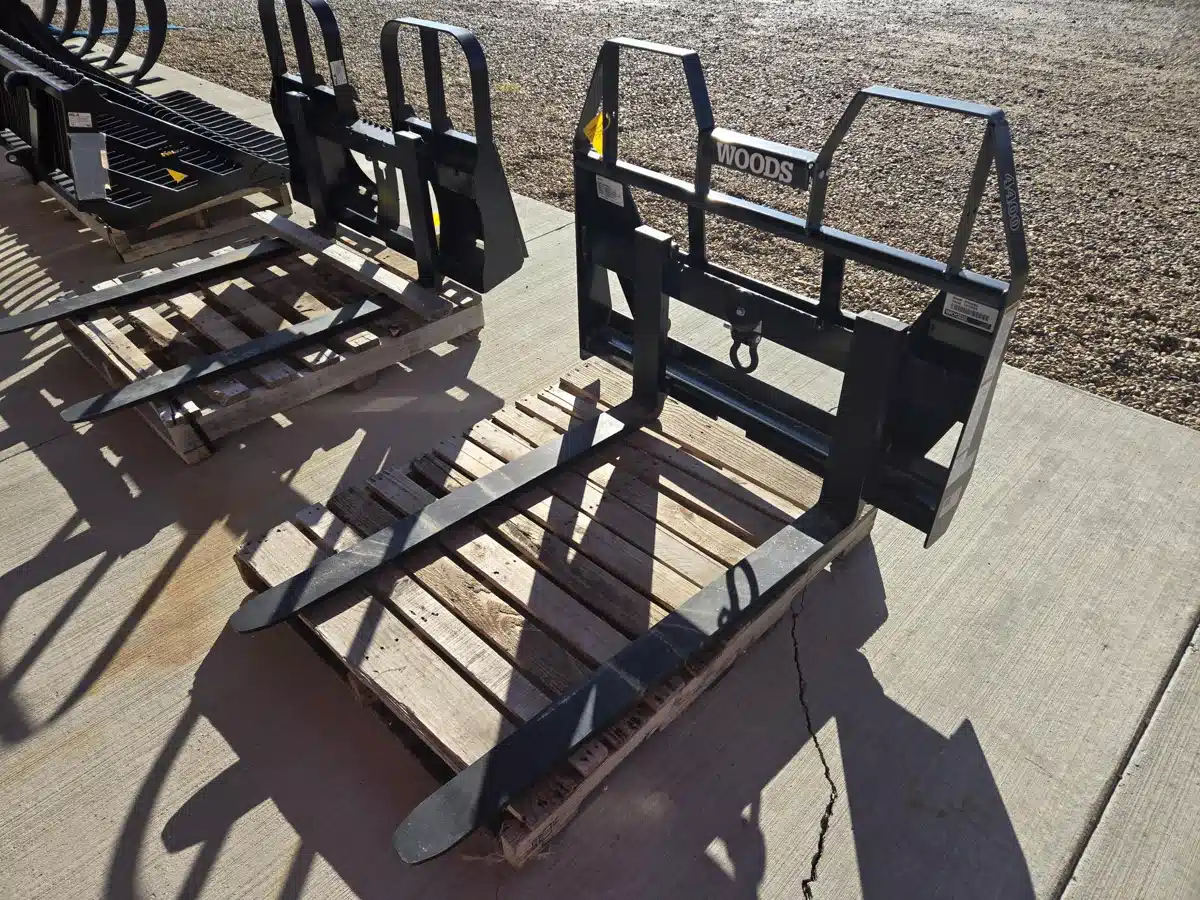 Gallery image 1 for 2023 Woods PF4448 Pallet Fork