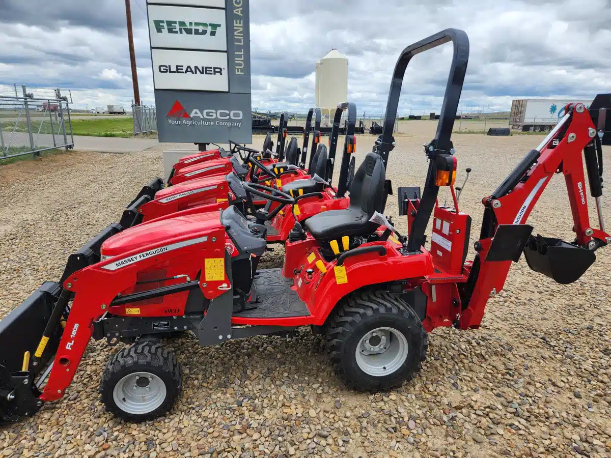 Gallery image 2 for New 2023 Massey Ferguson GC1723E Tractor