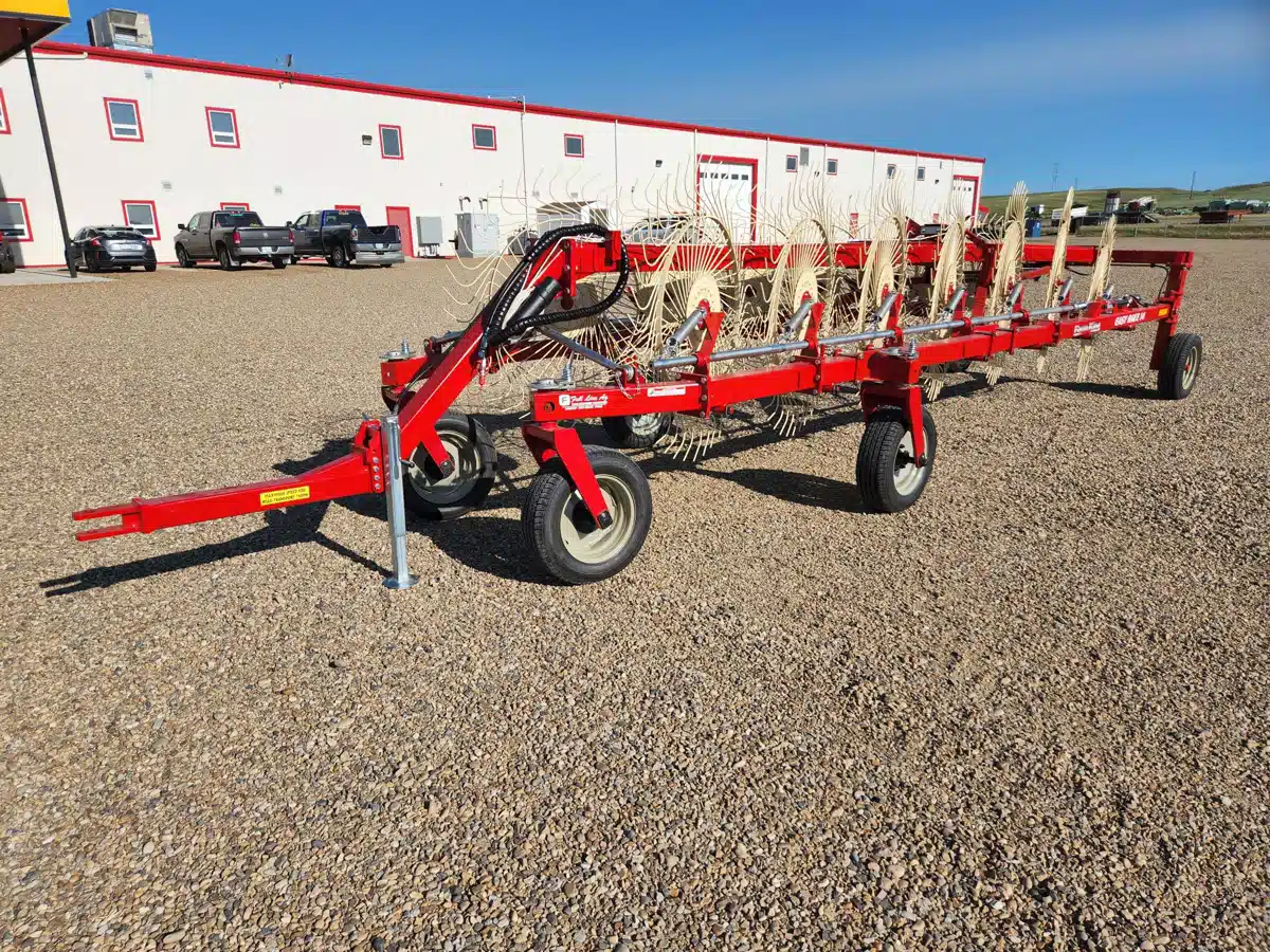 Gallery image 1 for New 2024 Farm King RE14 Rake