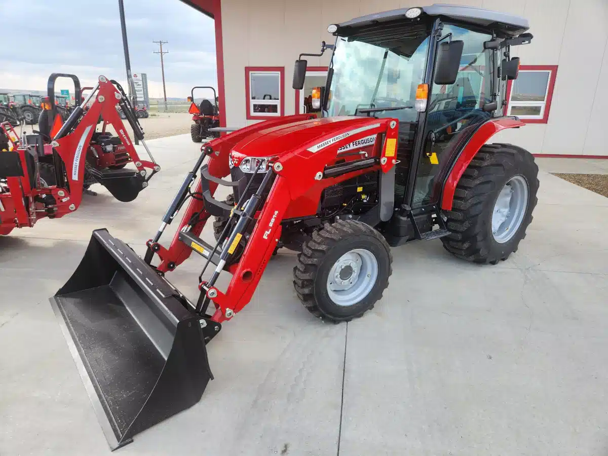 Gallery image 1 for New 2023 Massey Ferguson 2860M Tractor