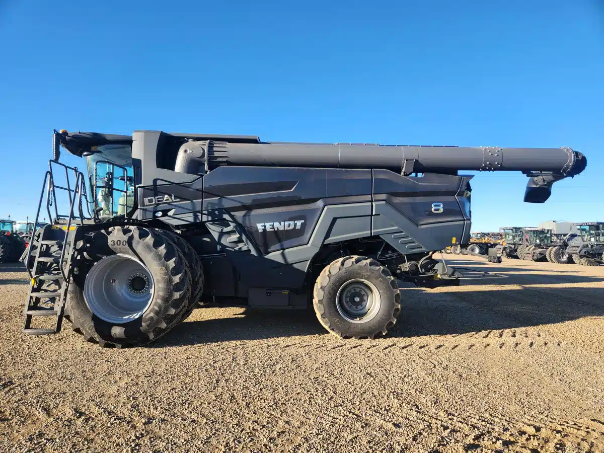 Gallery image 2 for New 2023 Fendt IDEAL 8 Combine