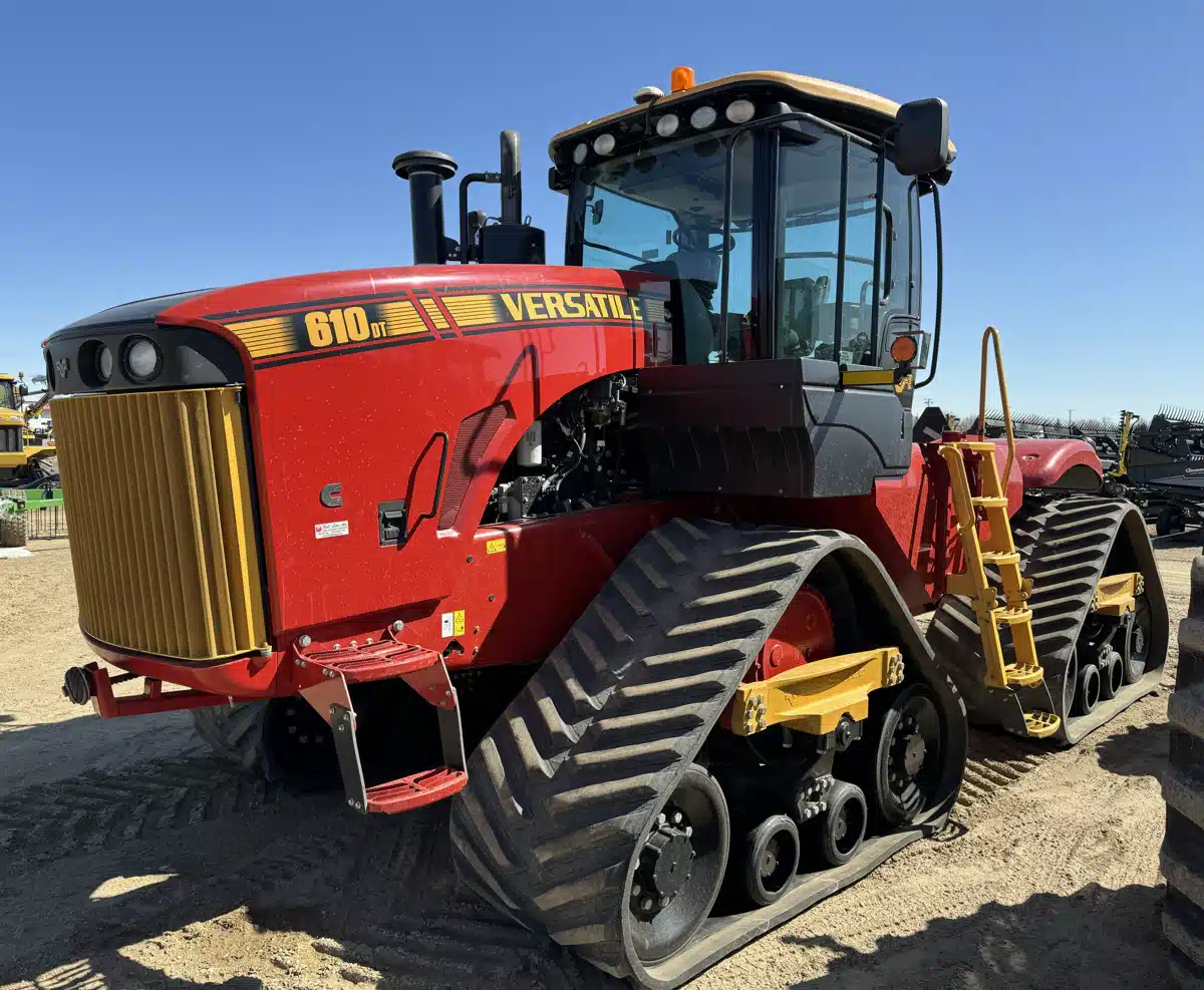 Gallery image 1 for Used 2019 Versatile 610DT Tractor