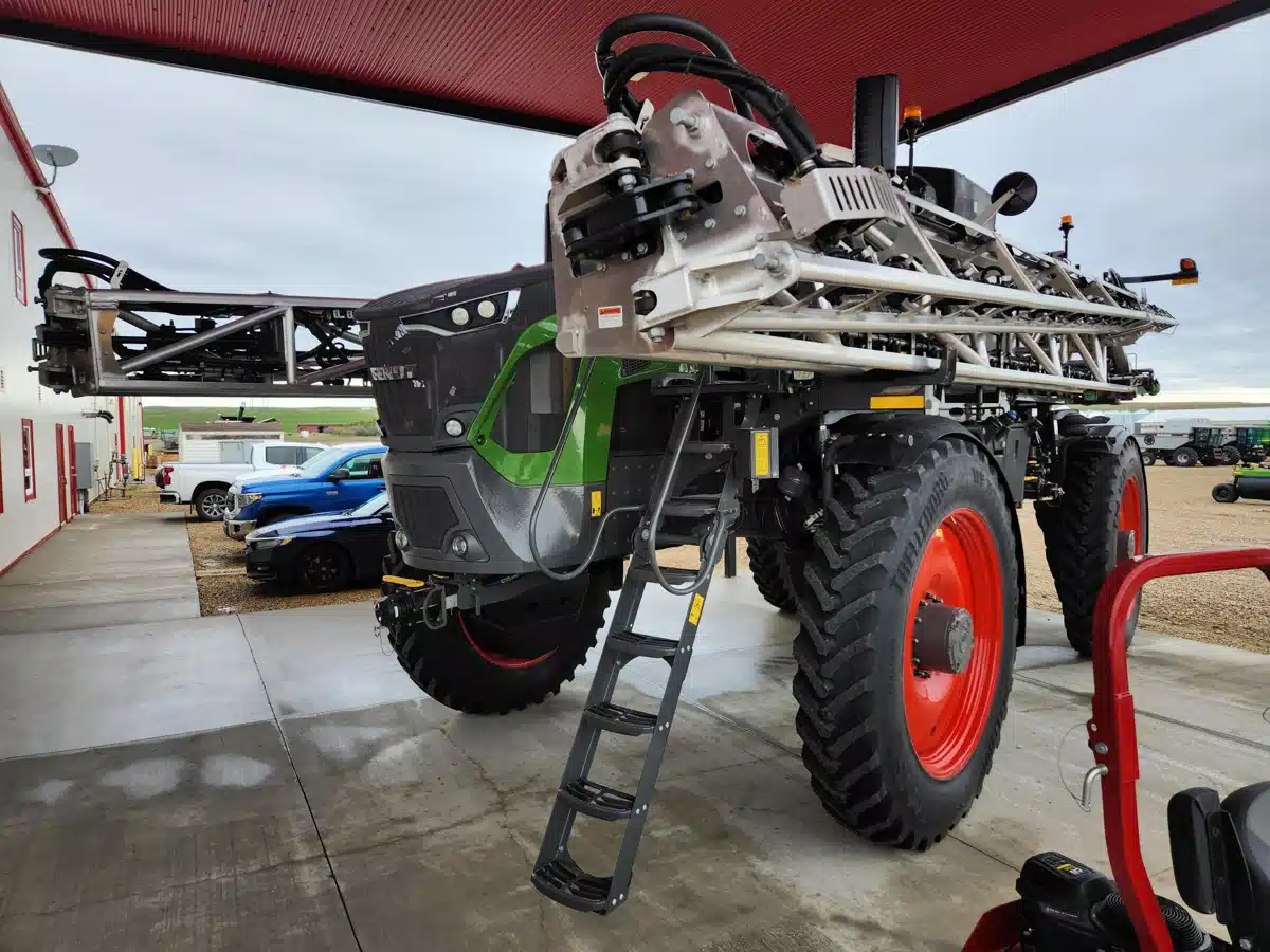 Gallery image 2 for 2025 Fendt RG937 Sprayer - Self Propelled