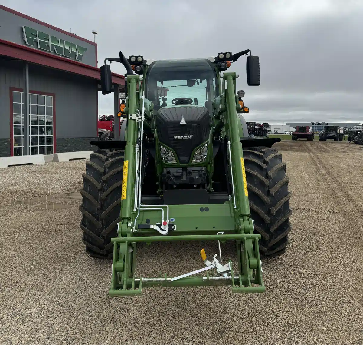 Gallery image 2 for Used 2022 Fendt 716 VARIO Tractor