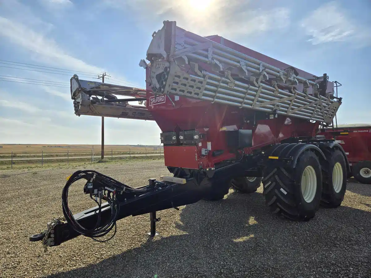 Gallery image 2 for New 2024 Salford Valmar AB640 Spreader - Fertilizer