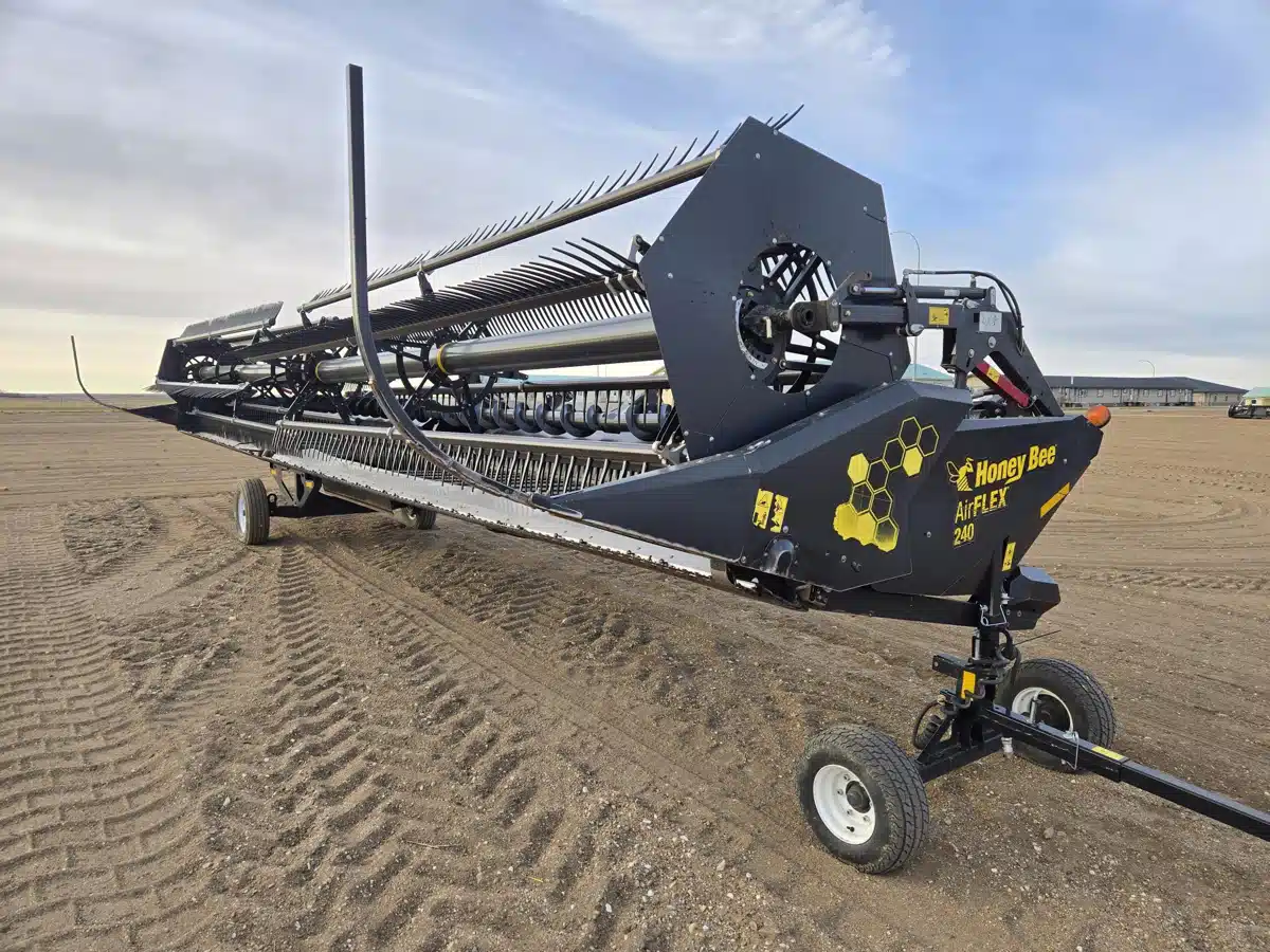 Gallery image 2 for Used 2021 Honey Bee AF240 Header Combine