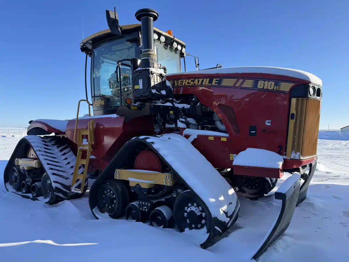 Gallery image 2 for Used 2020 Versatile 610DT Tractor