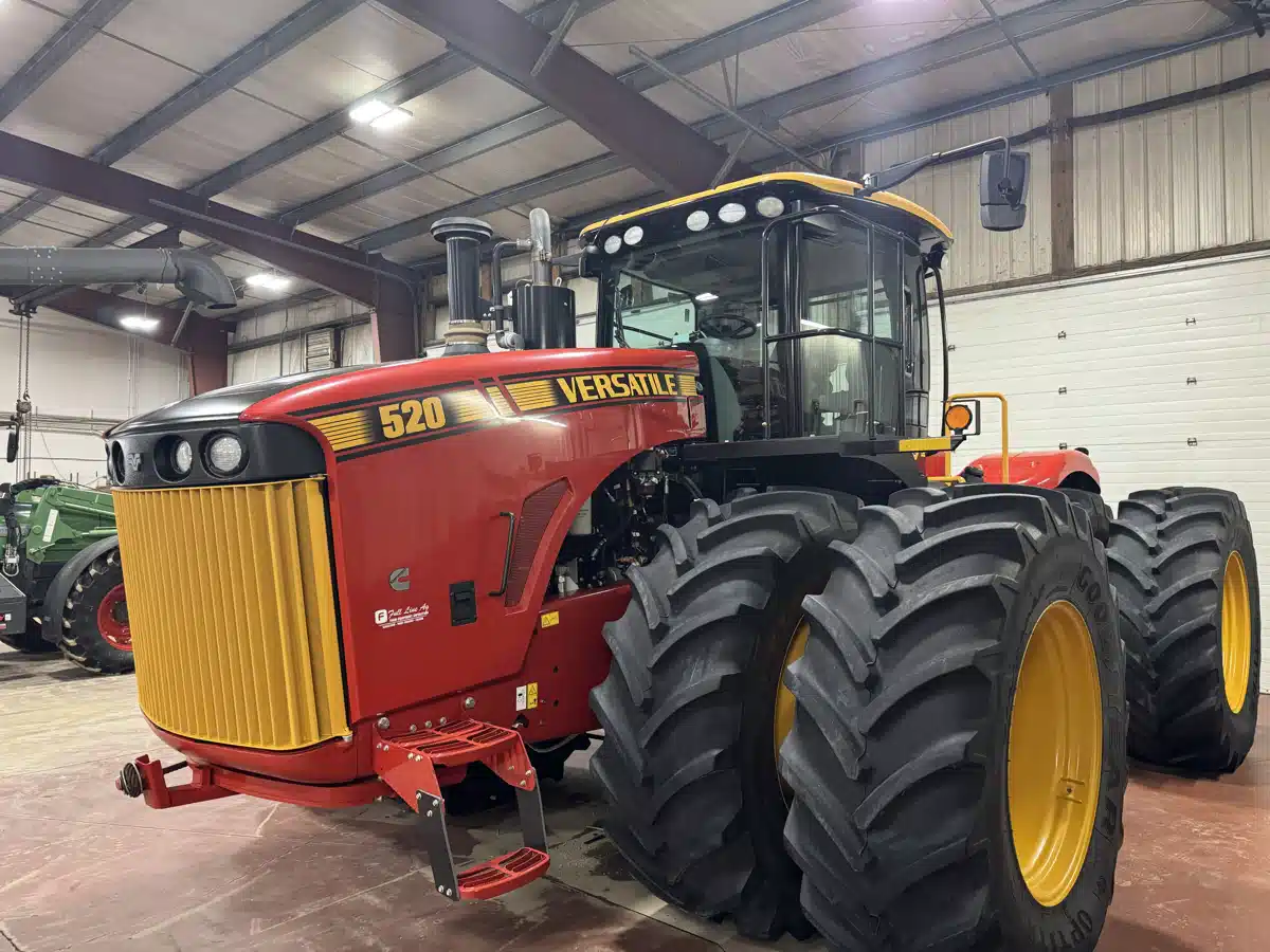 Gallery image 2 for Used 2020 Versatile 520 Tractor