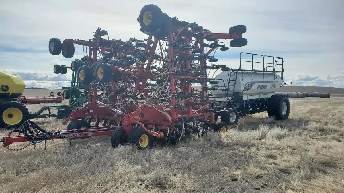 Gallery image 1 for Used 2013 Bourgault 3320-SIZE-UNSPECIFIED Air Drill