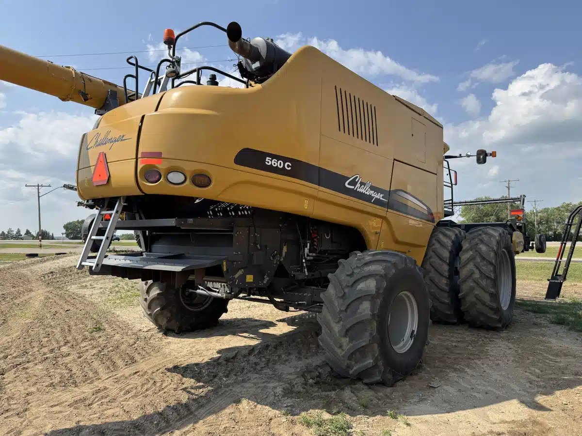 Gallery image 2 for Used 2013 Challenger 560C Combine